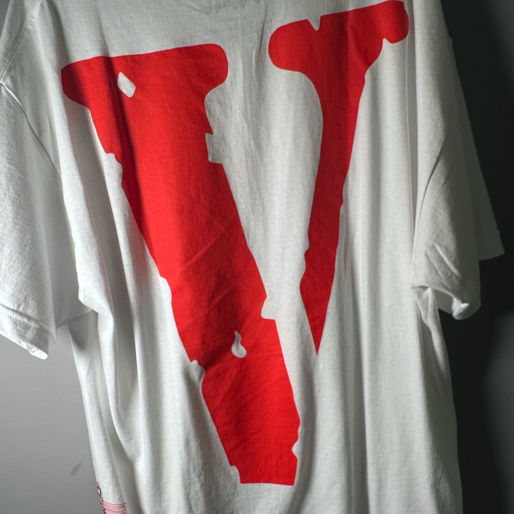 New Vlone tee size Xl